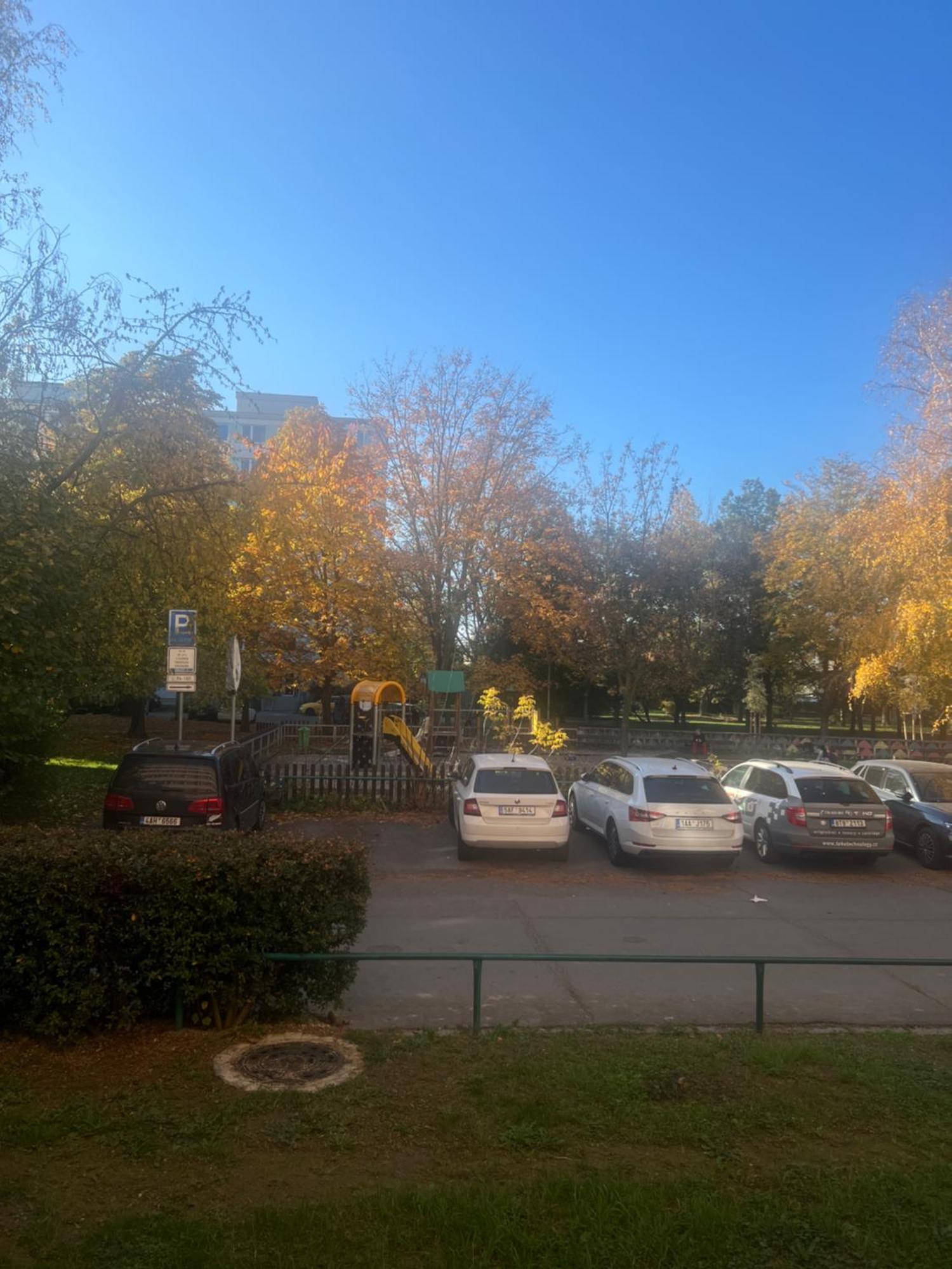 Utulny Prostorny Tichy V Blizkosti Centra Appartement *